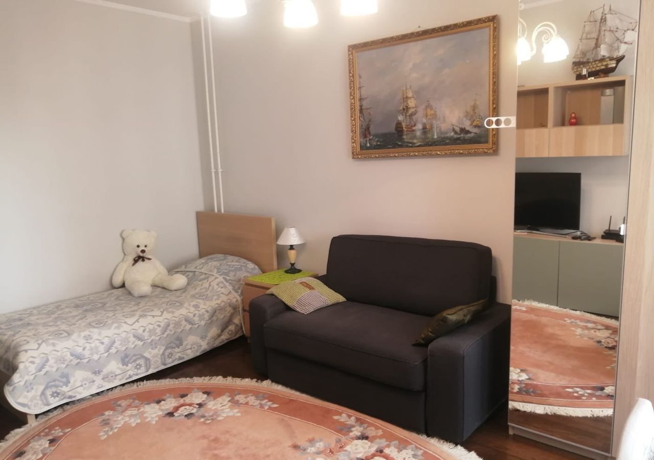 Трехкомнатная квартира пр. Каменноостровский проспект, 40а, фото №1